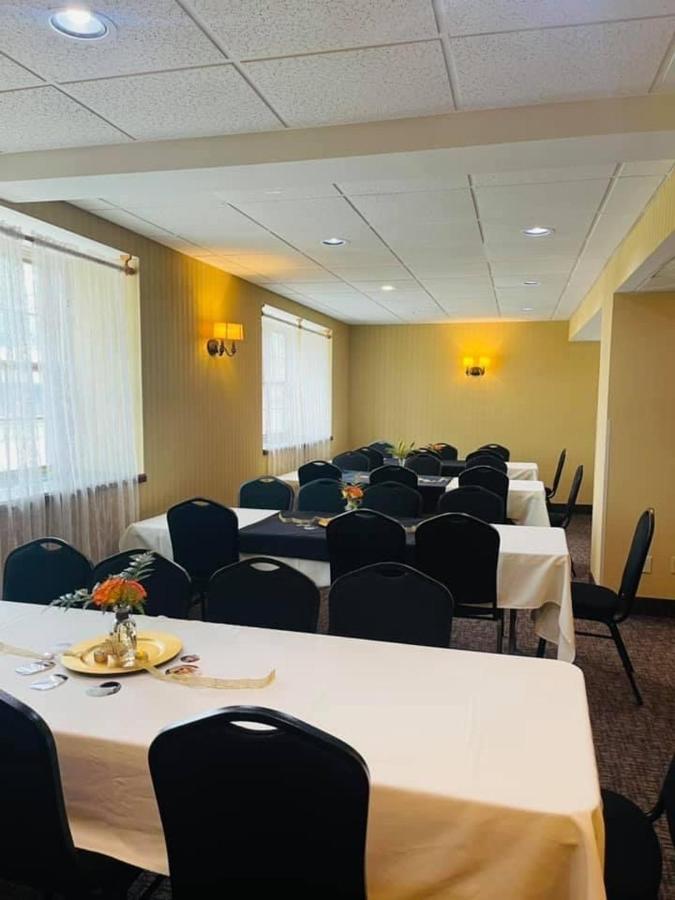 Senate Suites Extended Stay Hotel Topeka Eksteriør billede
