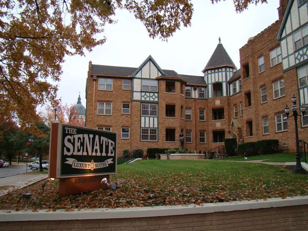 Senate Suites Extended Stay Hotel Topeka Eksteriør billede