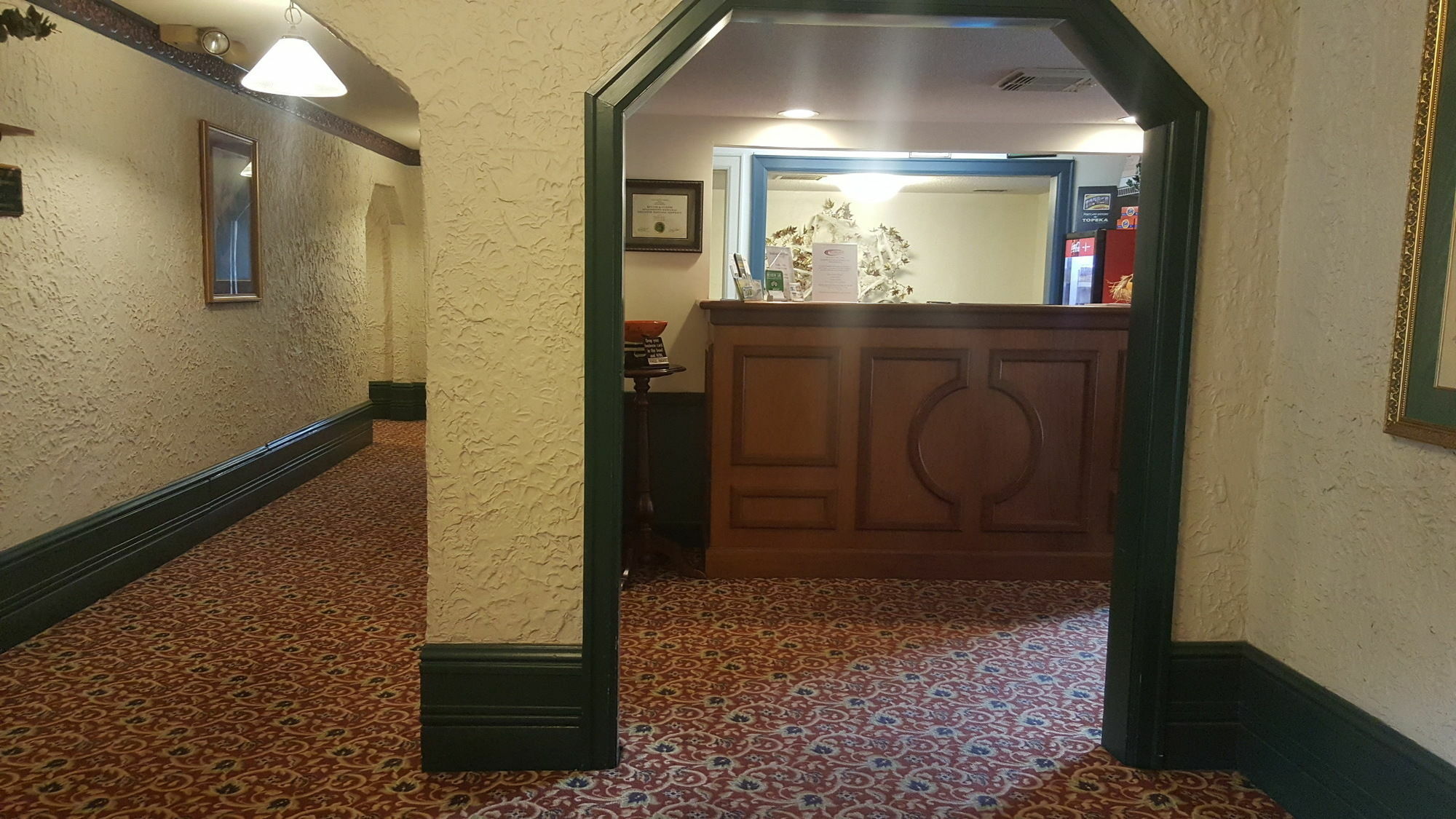 Senate Suites Extended Stay Hotel Topeka Eksteriør billede